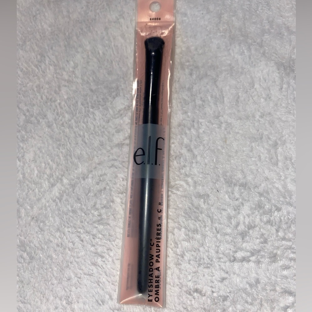 ELF Eyeshadow “C” Brush New still in package